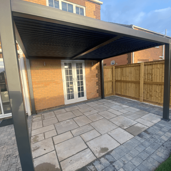 Suns Lifestyle Maranza Deluxe Vented Gazebo Wall Mounted